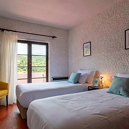 Santiago, Charming Escape 세심브라